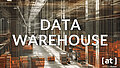 Data Warehouse, eine große Lagerhalle gefüllt mit zahlreichen Kisten
